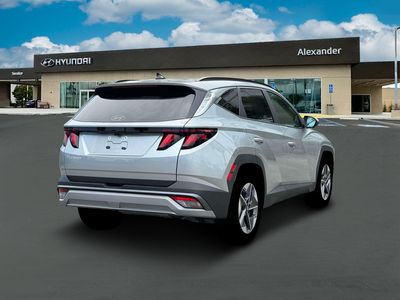 2026 Hyundai TUCSON SEL FWD