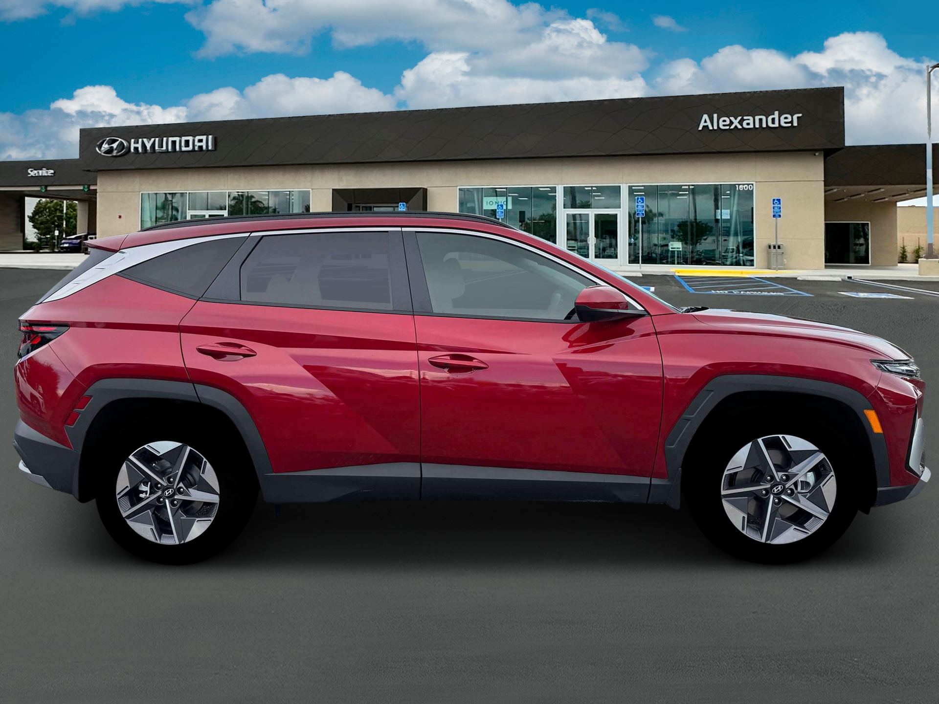 2026 Hyundai TUCSON SEL FWD