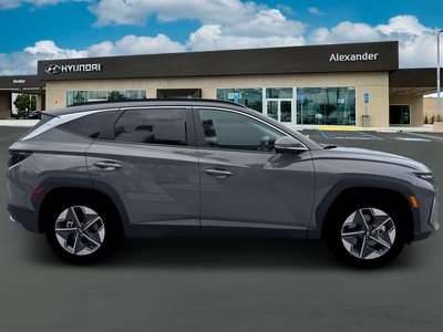 2026 Hyundai TUCSON SEL Premium FWD