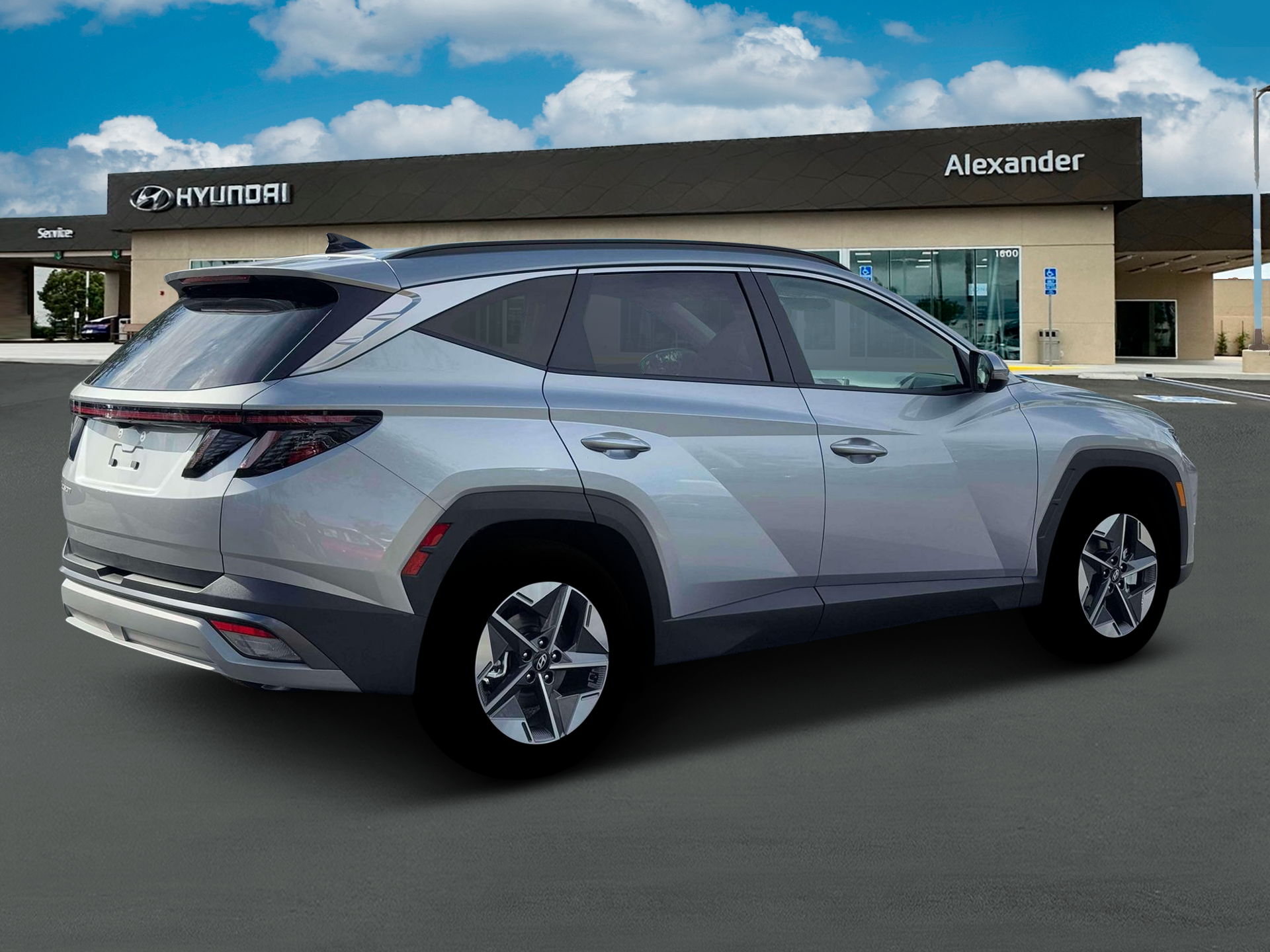 2026 Hyundai TUCSON SEL Premium FWD