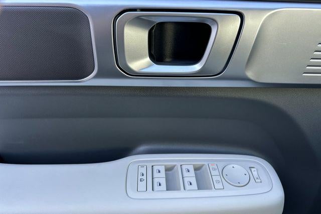 2026 Hyundai SANTA FE HYBRID SE FWD