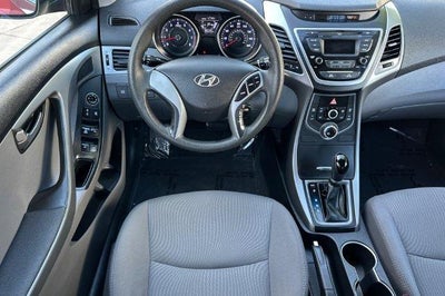 2015 Hyundai ELANTRA 4Dr Sdn Auto SE
