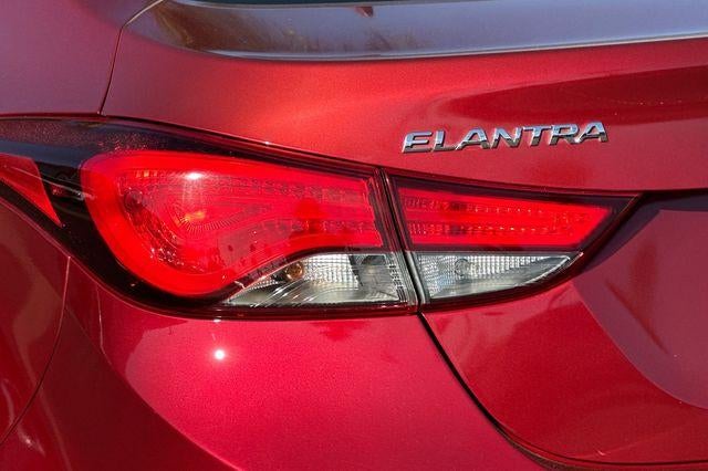 2015 Hyundai ELANTRA 4Dr Sdn Auto SE