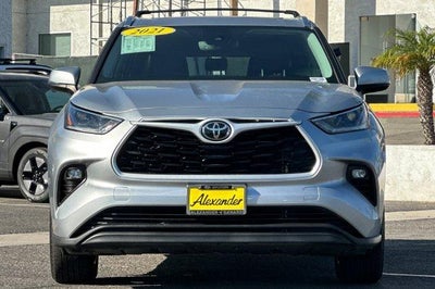 2021 Toyota Highlander XLE FWD (Natl)