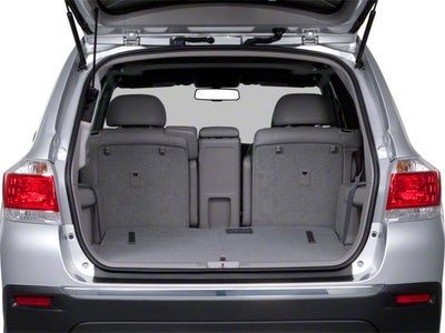 2013 Toyota Highlander FWD 4dr V6 Plus (Natl)