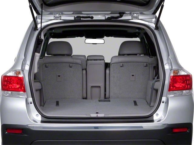 2013 Toyota Highlander FWD 4dr V6 Plus (Natl)