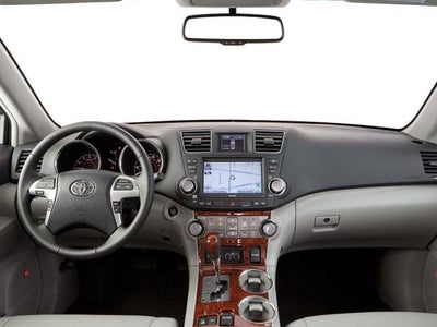 2013 Toyota Highlander FWD 4dr V6 Plus (Natl)