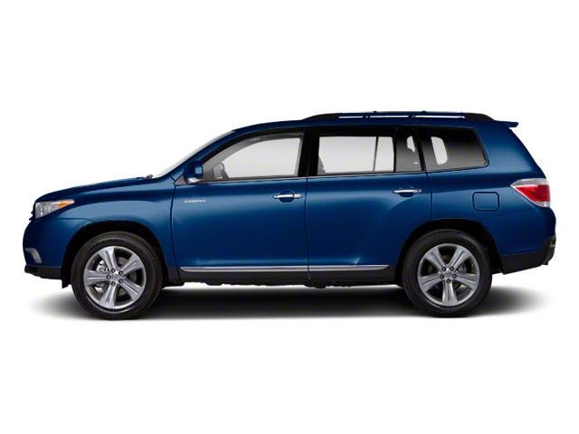 2013 Toyota Highlander FWD 4dr V6 Plus (Natl)