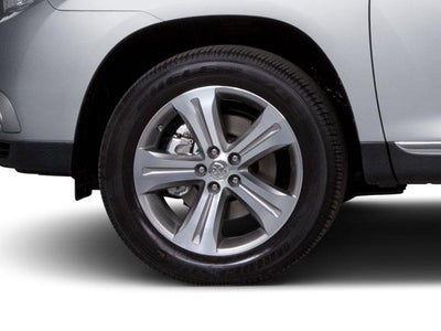 2013 Toyota Highlander FWD 4dr V6 Plus (Natl)