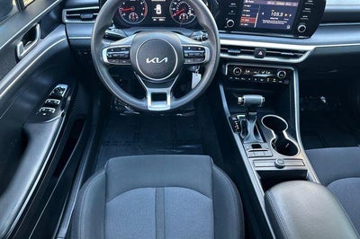 2022 Kia K5 LX Auto FWD