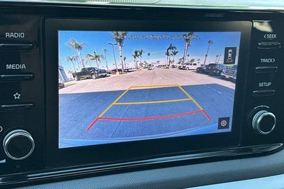 2022 Kia K5 LX Auto FWD