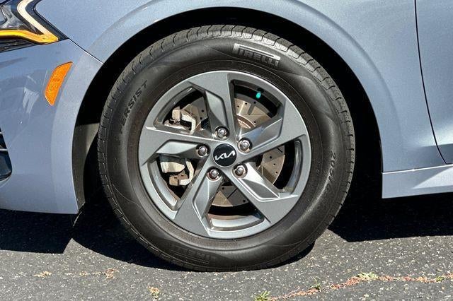 2022 Kia K5 LX Auto FWD