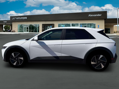 2026 Hyundai IONIQ 5 SE