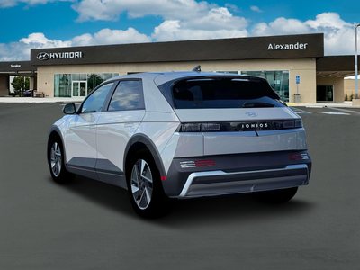 2026 Hyundai IONIQ 5 SE Standard Range