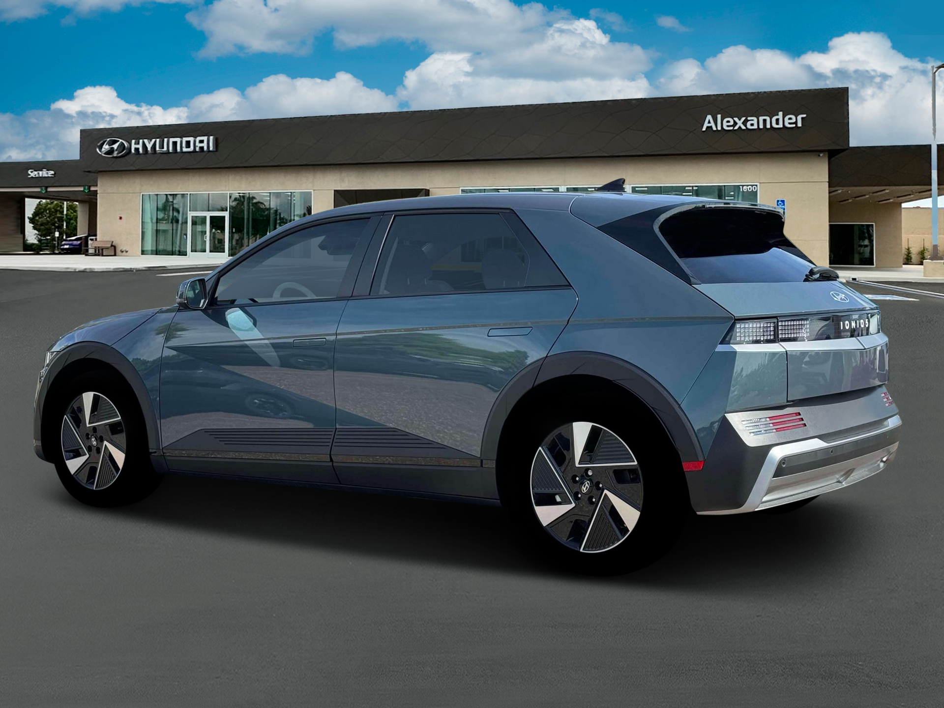 2026 Hyundai IONIQ 5 SE Standard Range