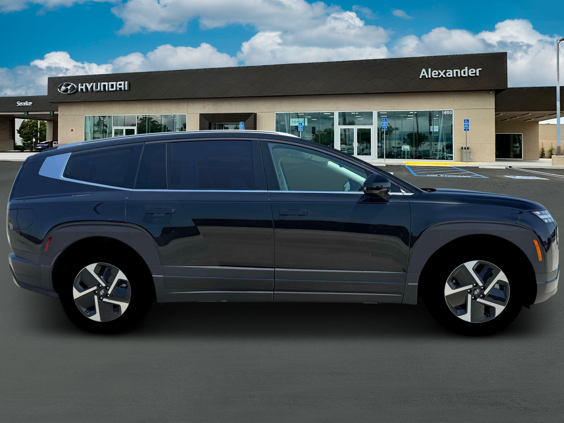 2026 Hyundai IONIQ 9 S