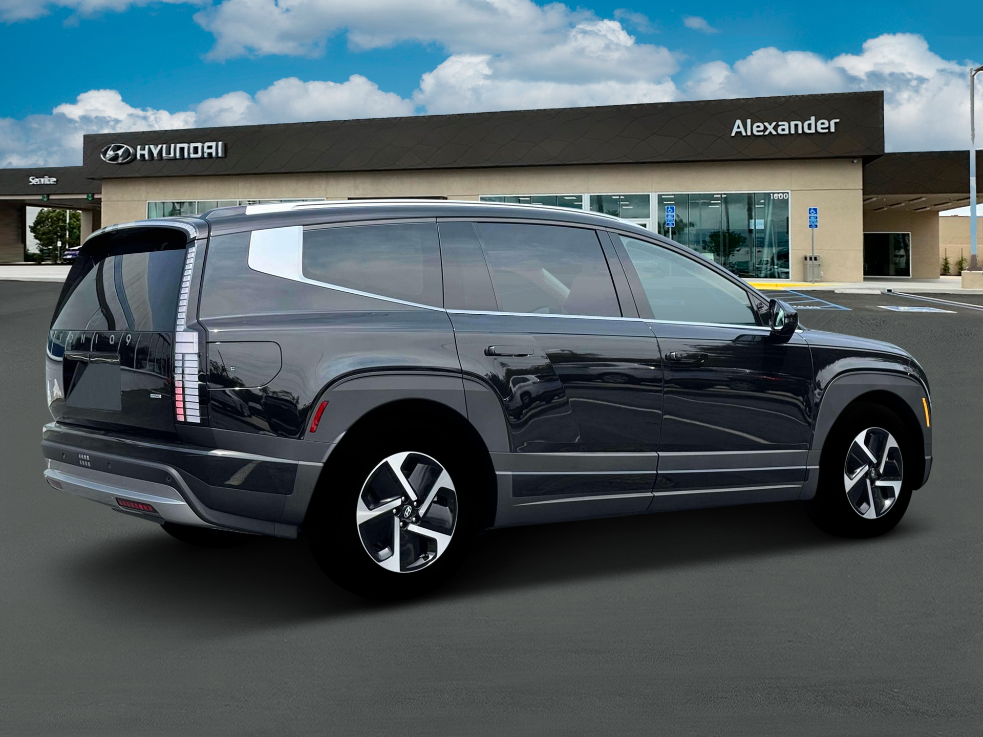 2026 Hyundai IONIQ 9 SE