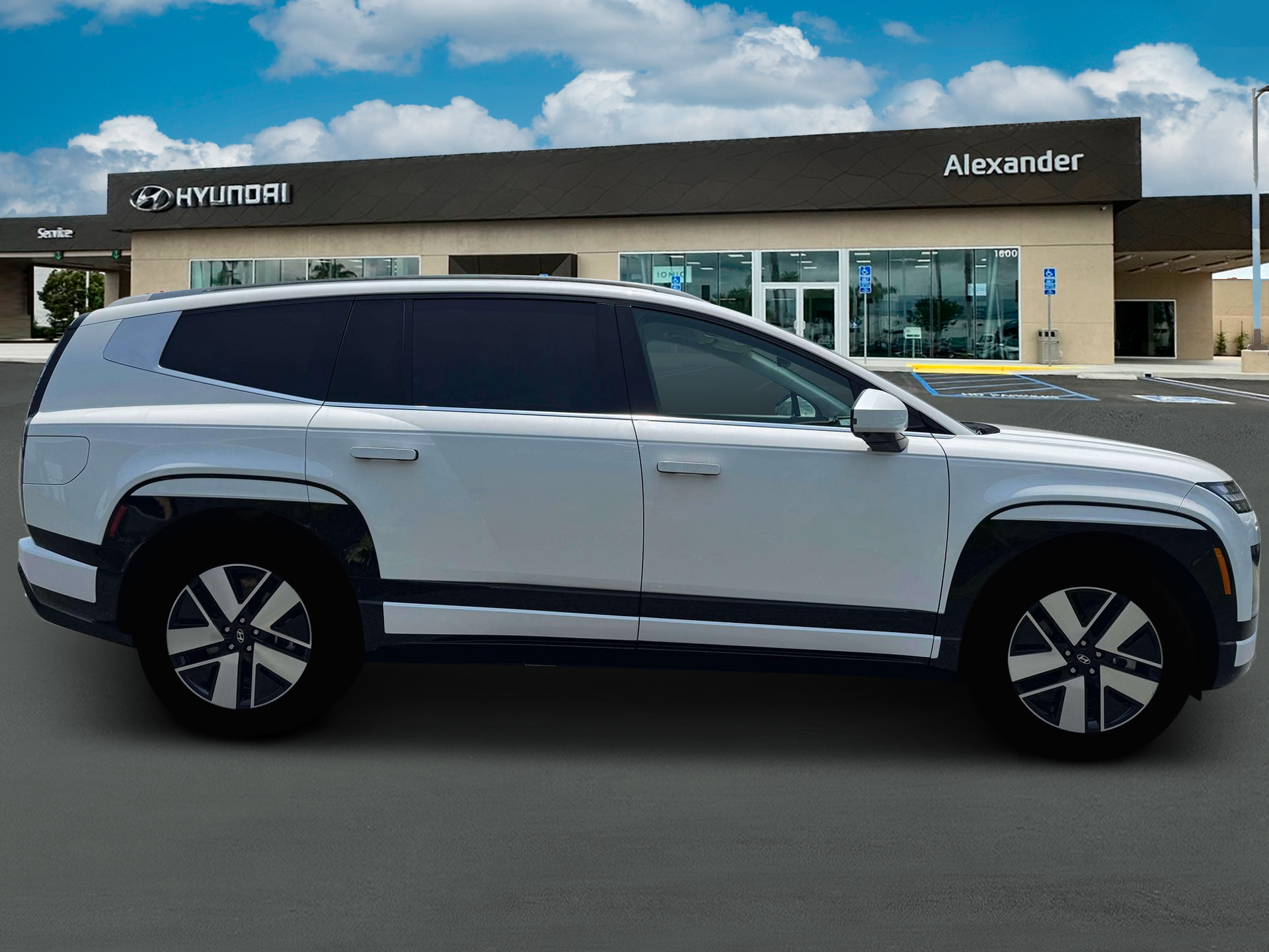 2026 Hyundai IONIQ 9 SEL