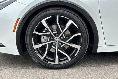 2023 Toyota Prius Prime XSE (Natl)