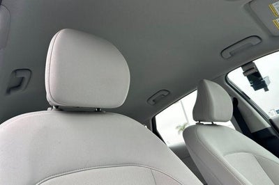 2024 Hyundai KONA SE FWD