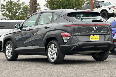 2024 Hyundai KONA SE FWD