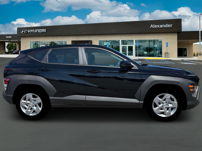 2026 Hyundai KONA SE FWD