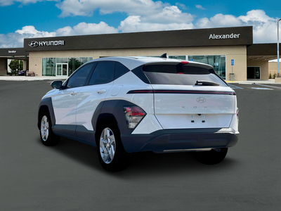 2026 Hyundai KONA SE FWD