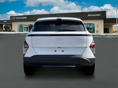 2026 Hyundai KONA SE FWD
