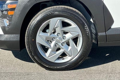 2026 Hyundai KONA SE FWD