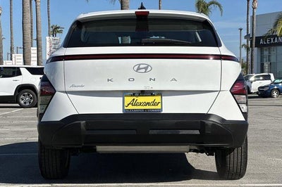 2026 Hyundai KONA SE FWD