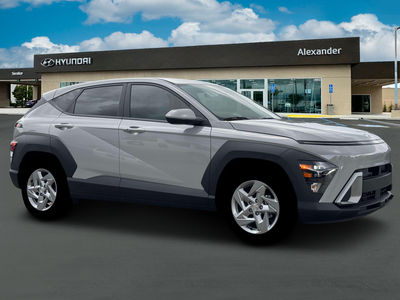 2026 Hyundai KONA SE FWD