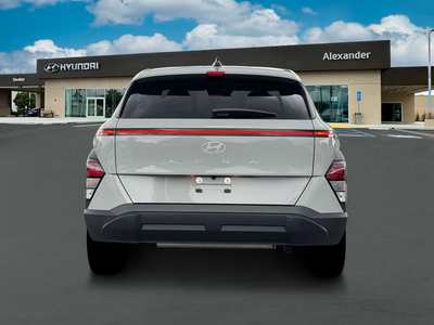 2026 Hyundai KONA SE FWD