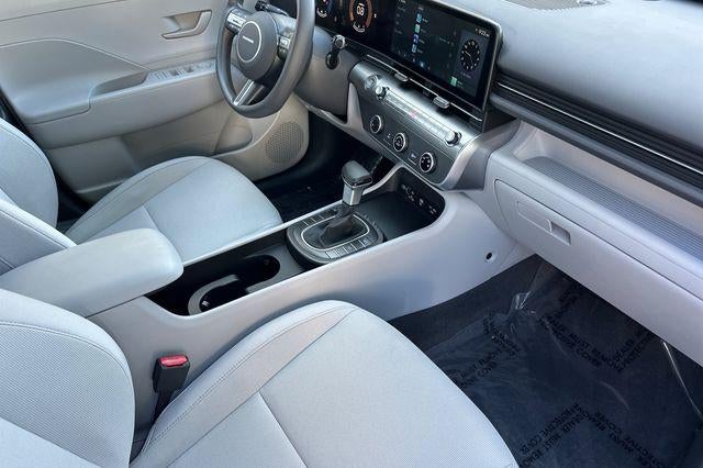 2026 Hyundai KONA SE FWD