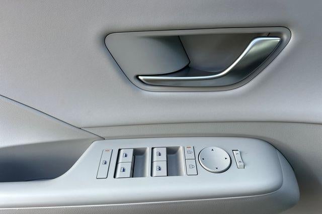 2026 Hyundai KONA SEL Premium FWD *Ltd Avail*
