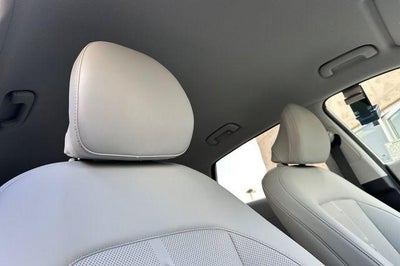 2026 Hyundai KONA SEL Premium FWD *Ltd Avail*