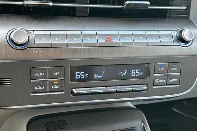 2026 Hyundai KONA SEL Premium FWD *Ltd Avail*