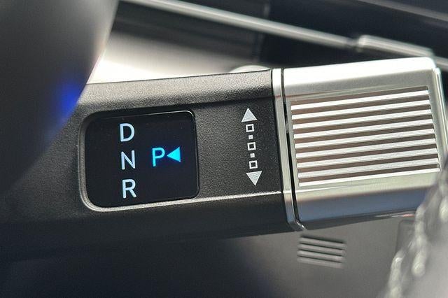 2026 Hyundai KONA Limited FWD *Ltd Avail*