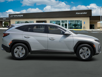 2026 Hyundai TUCSON HYBRID SE