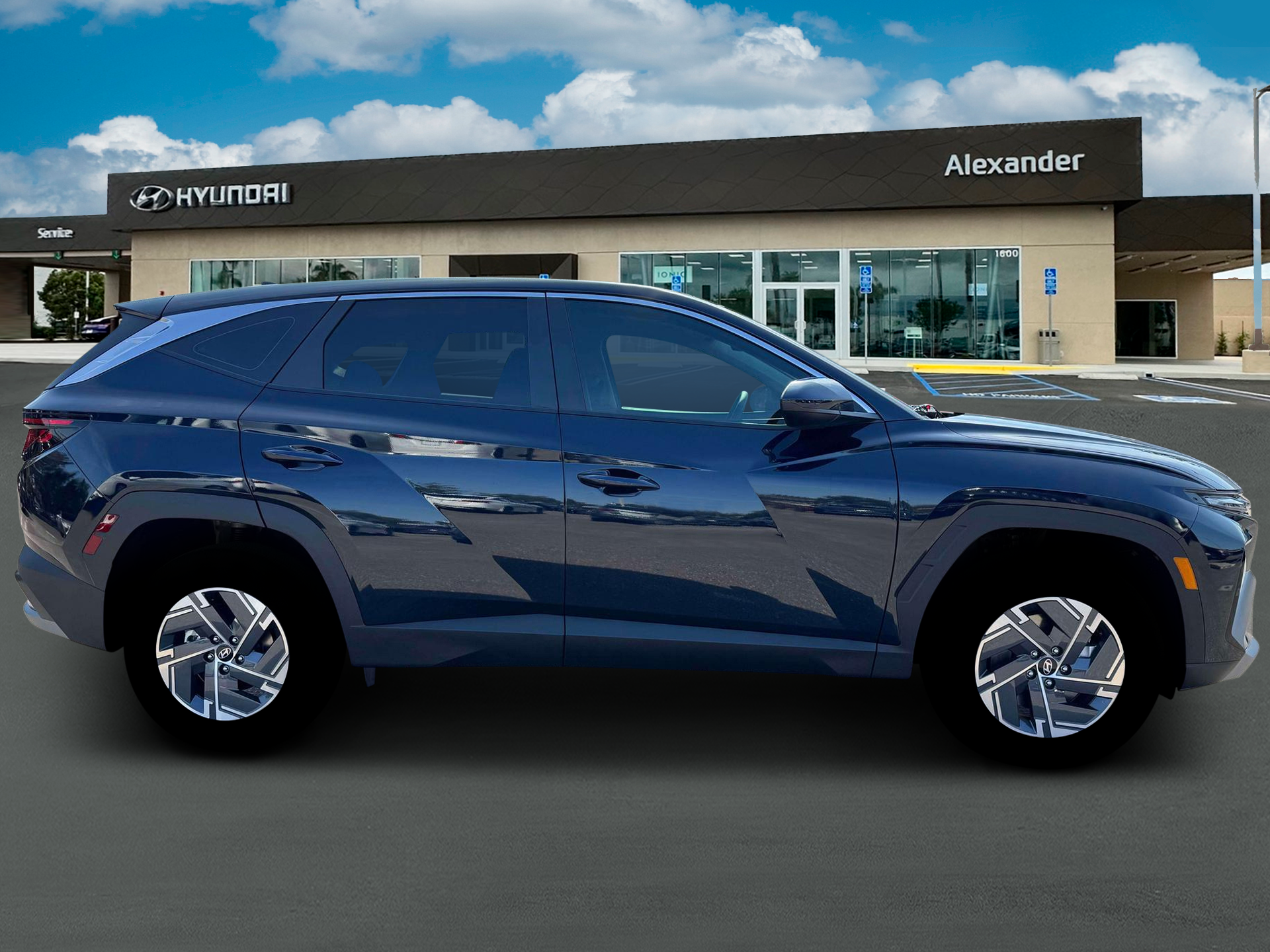 2026 Hyundai TUCSON HYBRID Blue