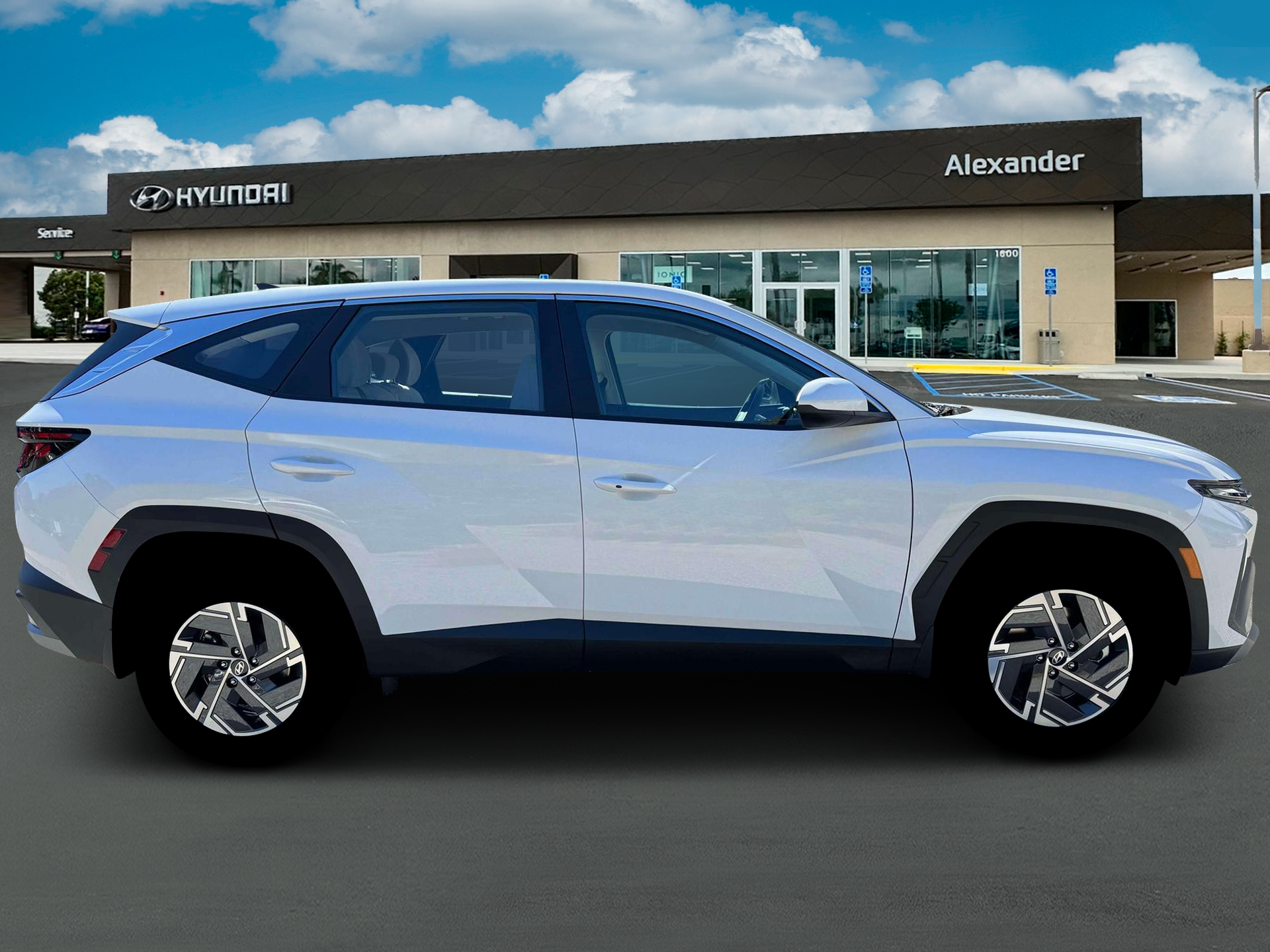 2026 Hyundai TUCSON HYBRID Blue