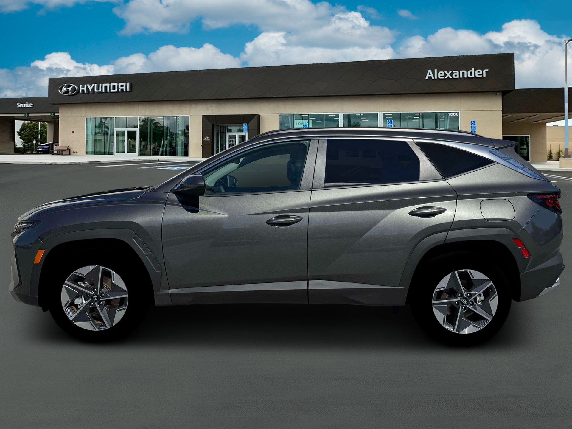 2026 Hyundai TUCSON HYBRID SEL AWD