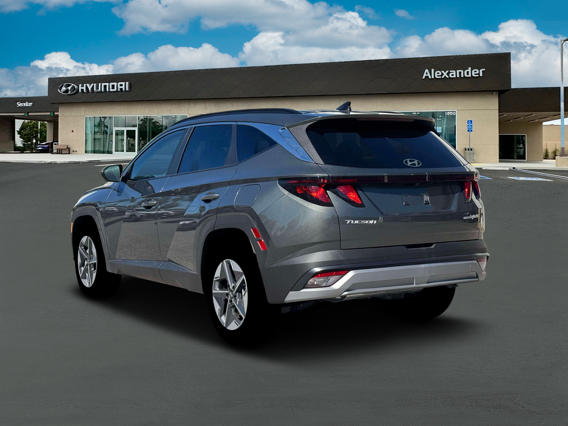 2026 Hyundai TUCSON HYBRID SEL AWD
