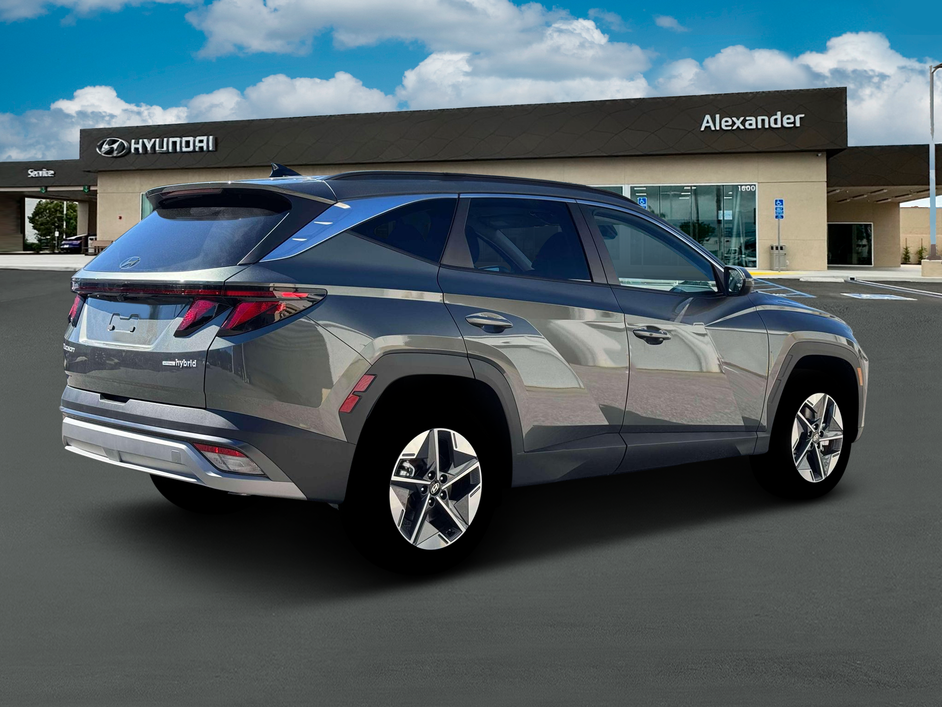 2026 Hyundai TUCSON HYBRID SEL AWD