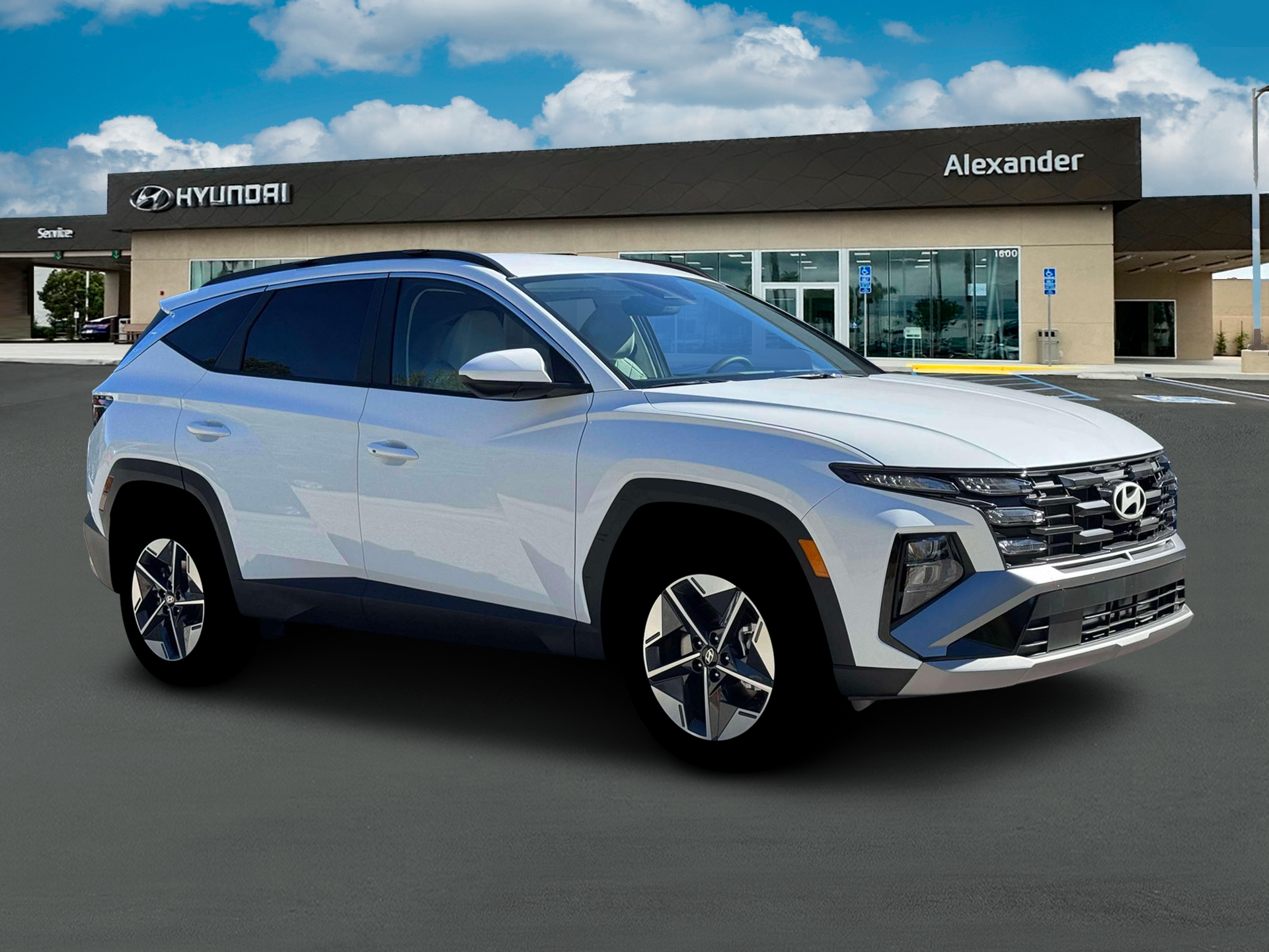 2026 Hyundai TUCSON HYBRID SEL AWD