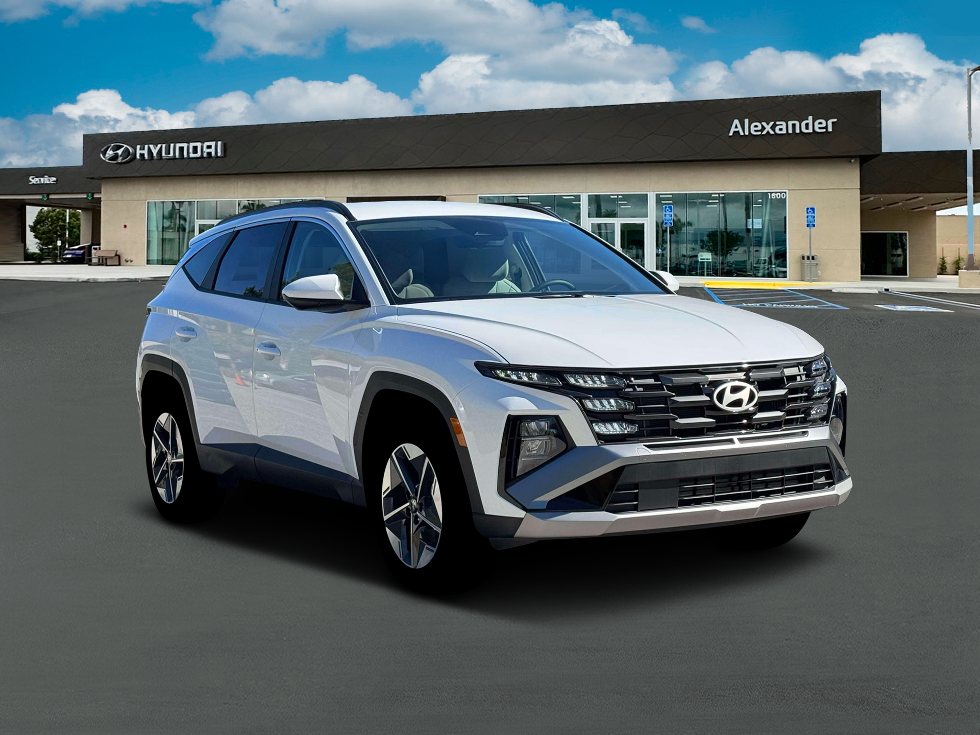 2026 Hyundai TUCSON HYBRID SEL AWD