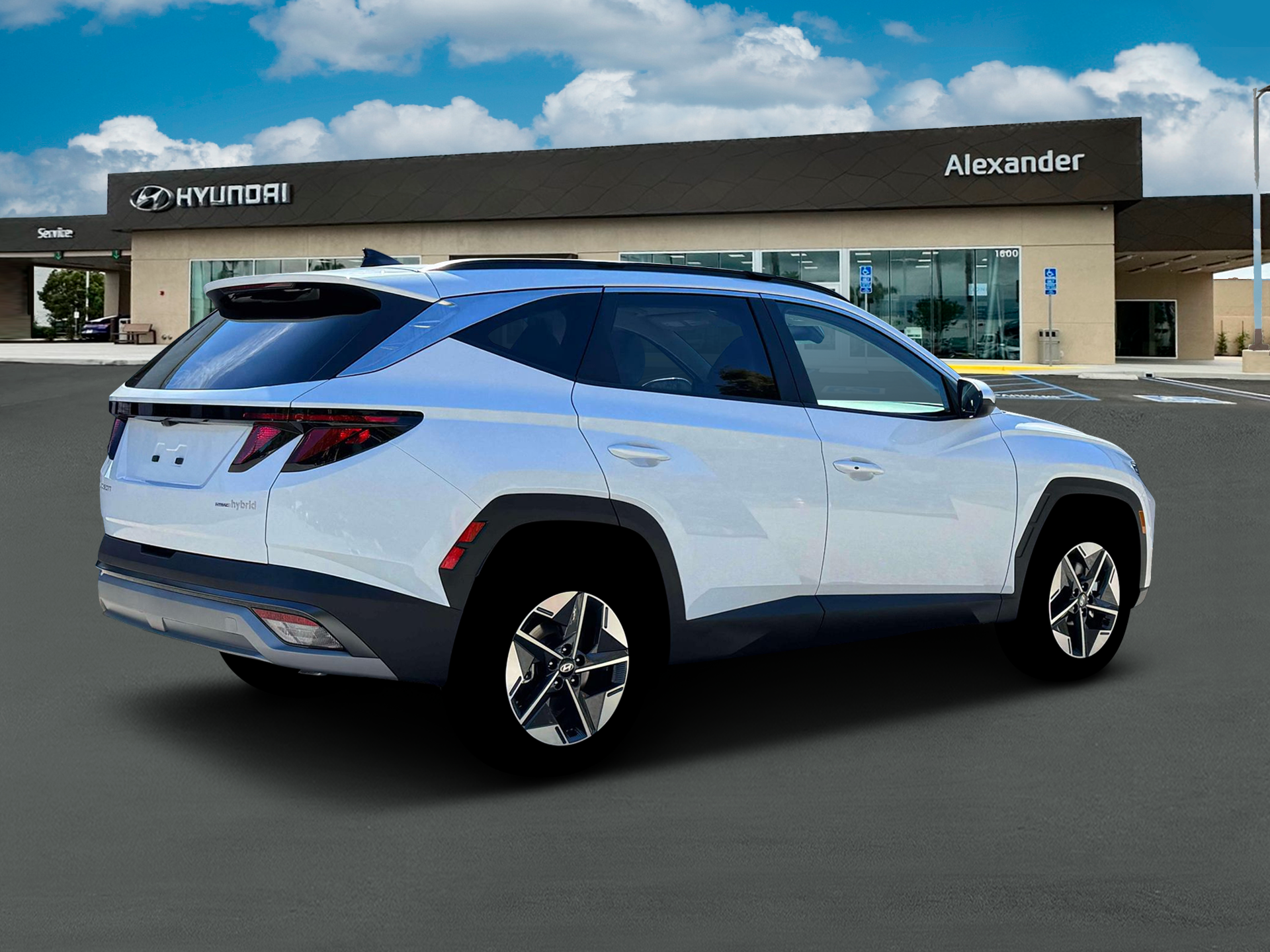 2026 Hyundai TUCSON HYBRID SEL AWD