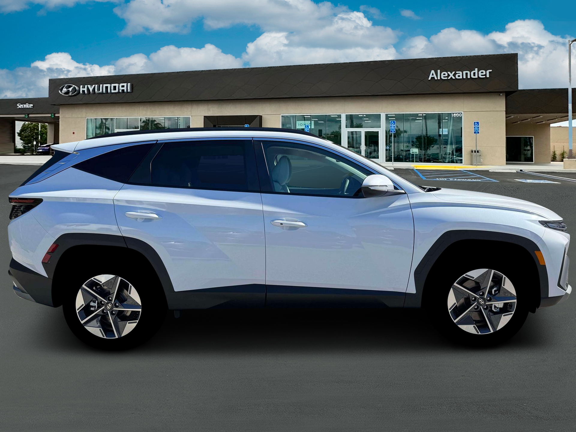 2026 Hyundai TUCSON HYBRID SEL Convenience