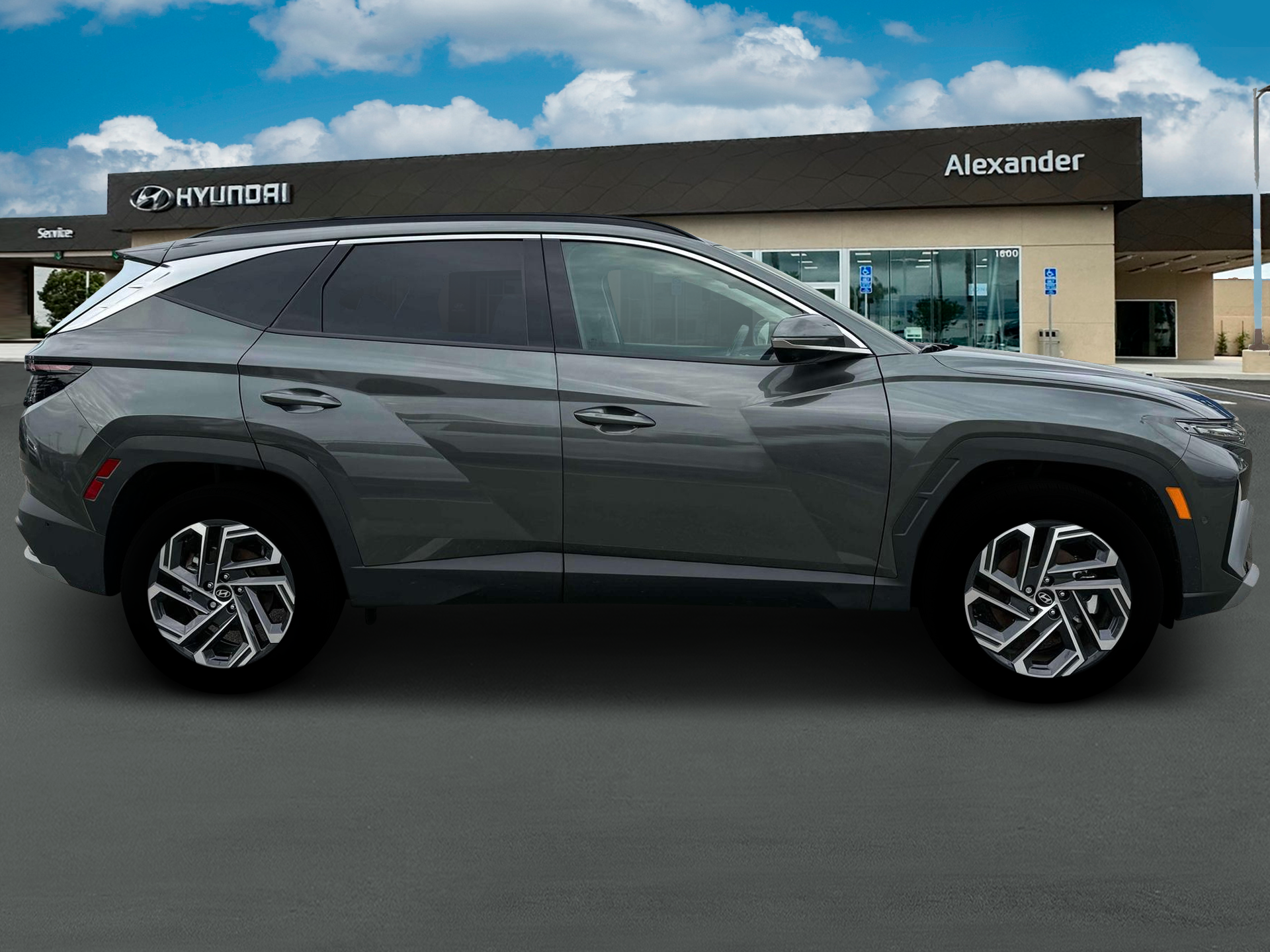 2025 Hyundai TUCSON HYBRID Limited