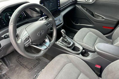 2020 Hyundai IONIQ HYBRID SE Hatchback