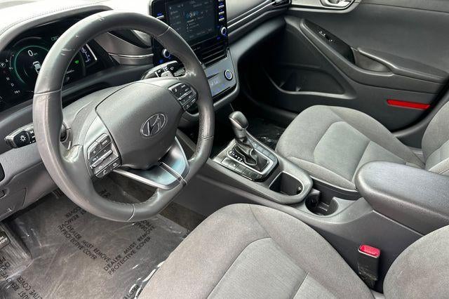2020 Hyundai IONIQ HYBRID SE Hatchback
